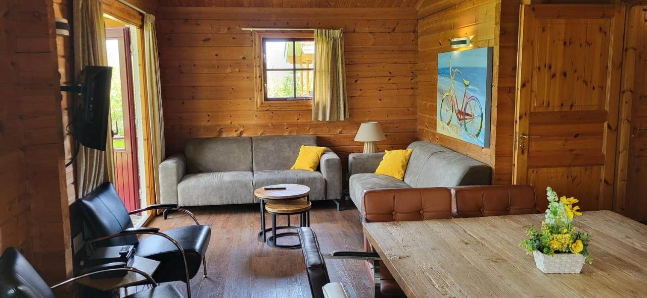 Familie Bungalow Sundsvall Gramsbergen Extérieur photo